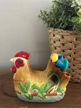 vintage ceramic rooster measuring  teaspoon holder chicken